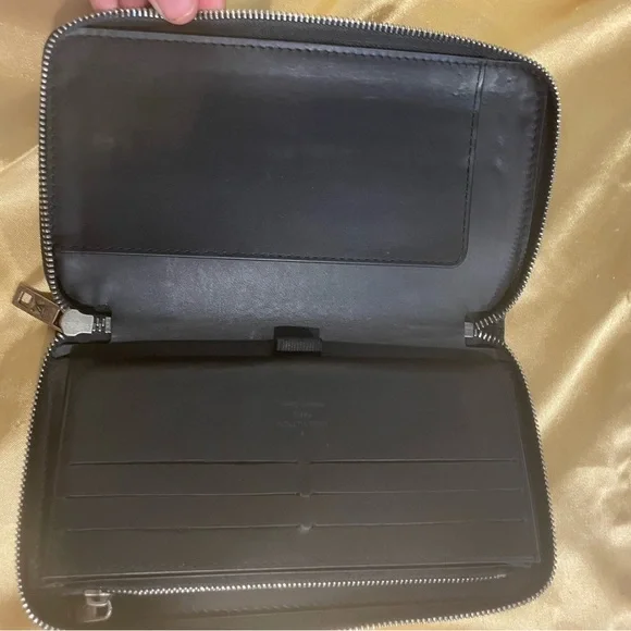 Black Louis Vuitton Black Leather Wallet